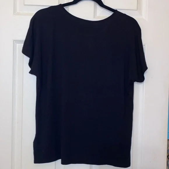 Tahari Women’s  Stretchy Short Sleeve Top  in Black with Mesh Neckline Size Med - Picture 6 of 6